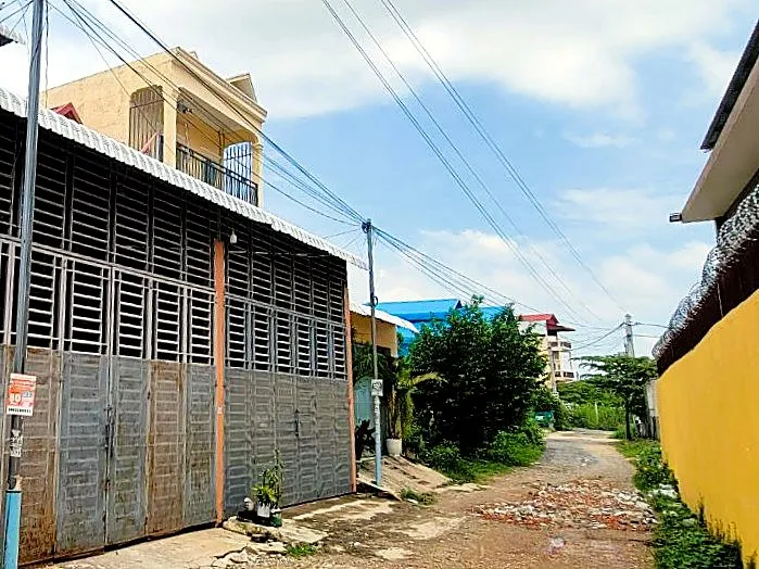 Bank Auction: Land & House, 947 m² in Cambodia, photo 3