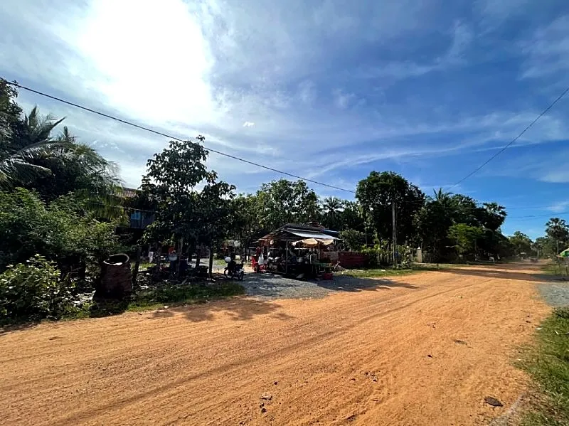 Bank Auction: Land & House, 4,104 m² in Svay Chrum, Kampong Chhnang, photo 3