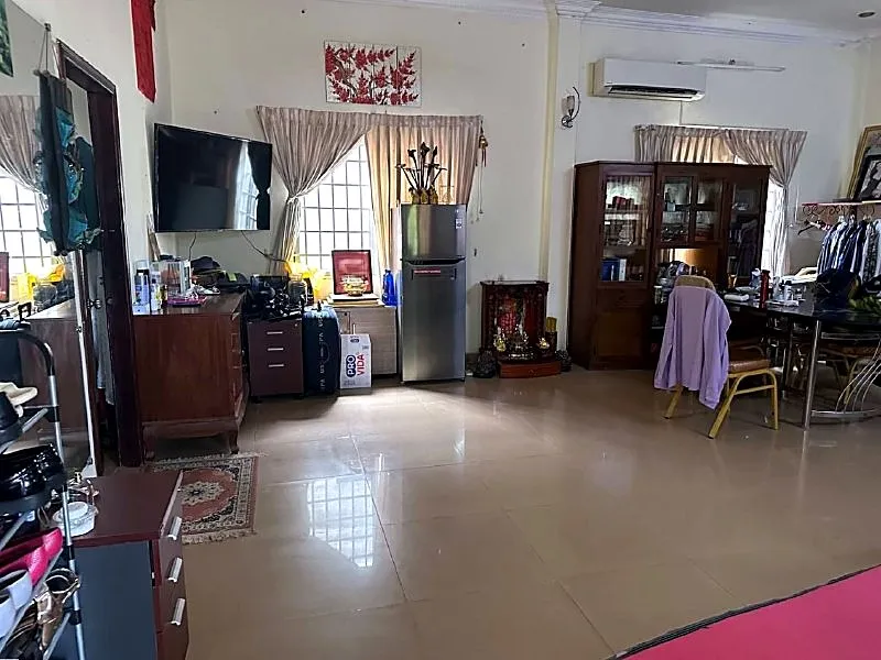 Bank Auction: Riverside Land & House, 1,222 m² in Nirouth, Phnom Penh, photo 3