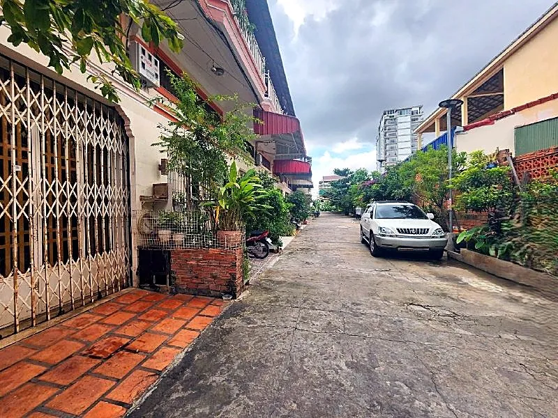 Bank Auction: Land & House, 57 m² in Boeng Tumpun 1, Phnom Penh, photo 2