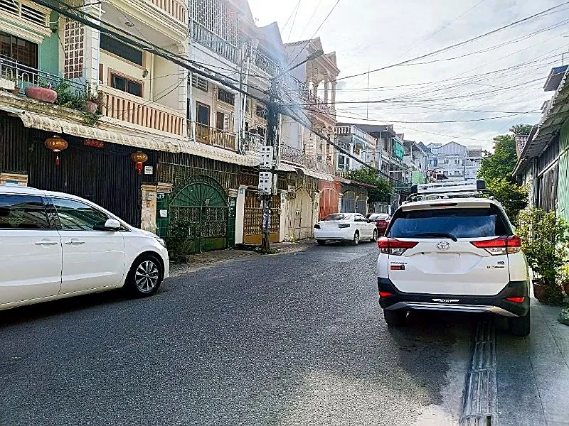 Bank Auction: Land & House, 156 m² in Boeng Keng Kang 3, Phnom Penh, photo 5
