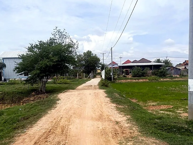 Bank Auction: Development Land, 4,063 m² in Chambak, Takeo, photo 3