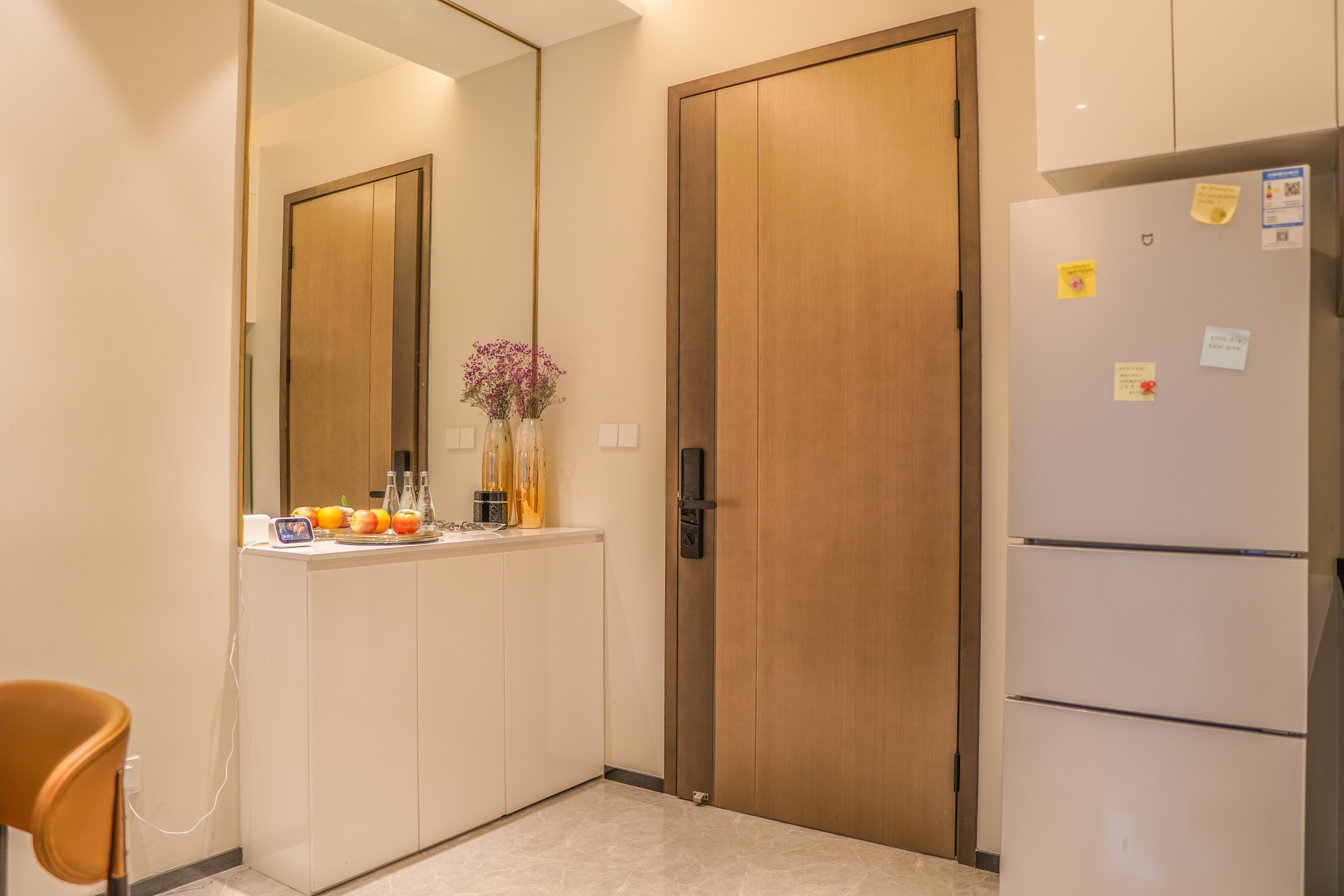 Spacious 1-Bedroom Condo for Sale in Le Condé BKK1, view 2