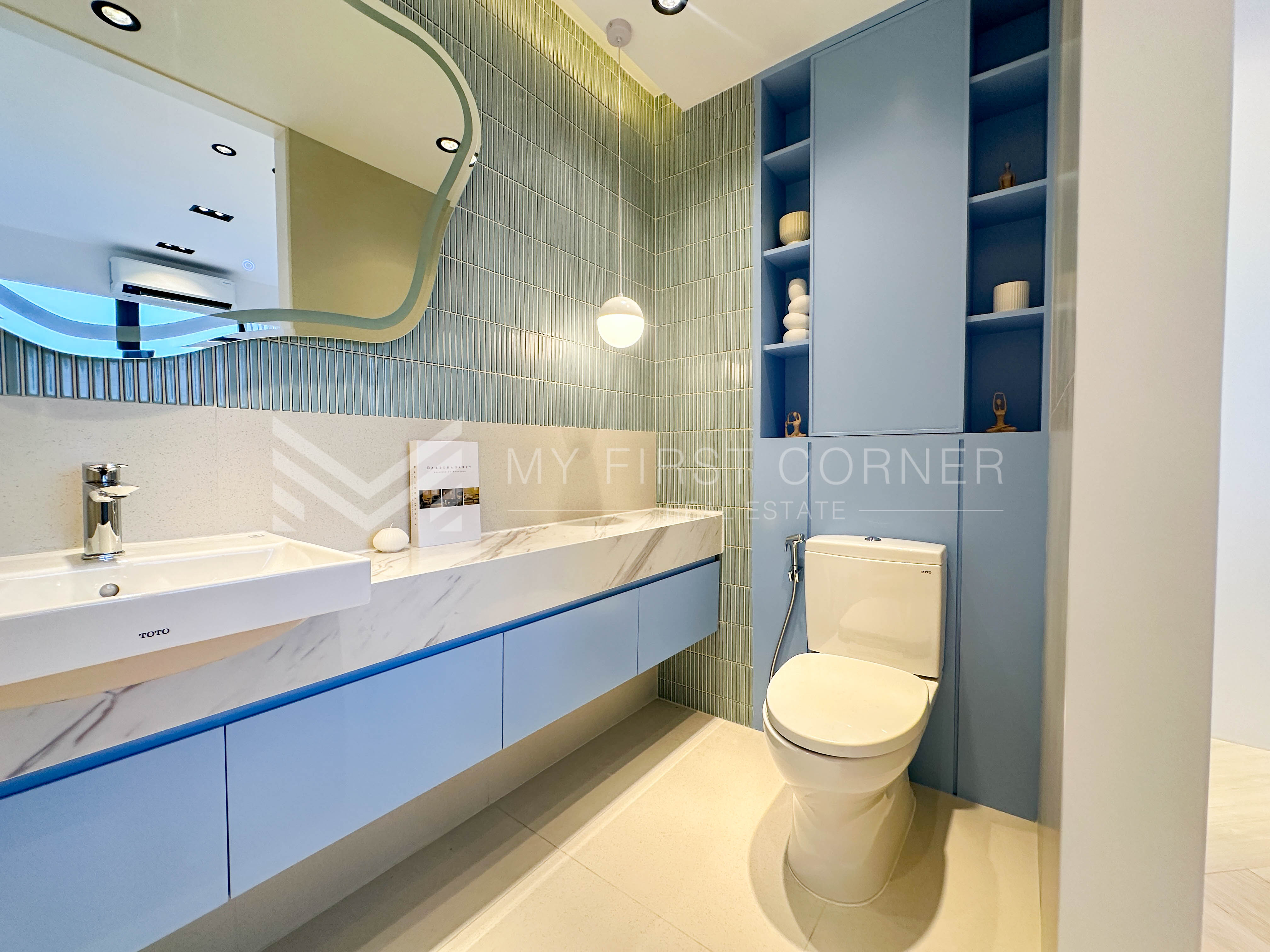 Luxury 1-Bedroom Beachfront | Time Square 10, view 5