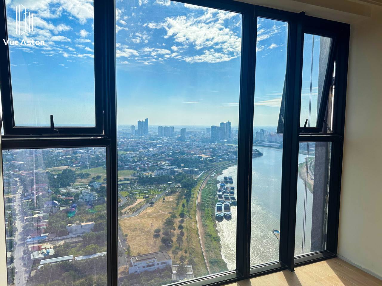 Invest in Riverfront Elegance – 1-Bedroom Condo with Premium Amenities, view 5