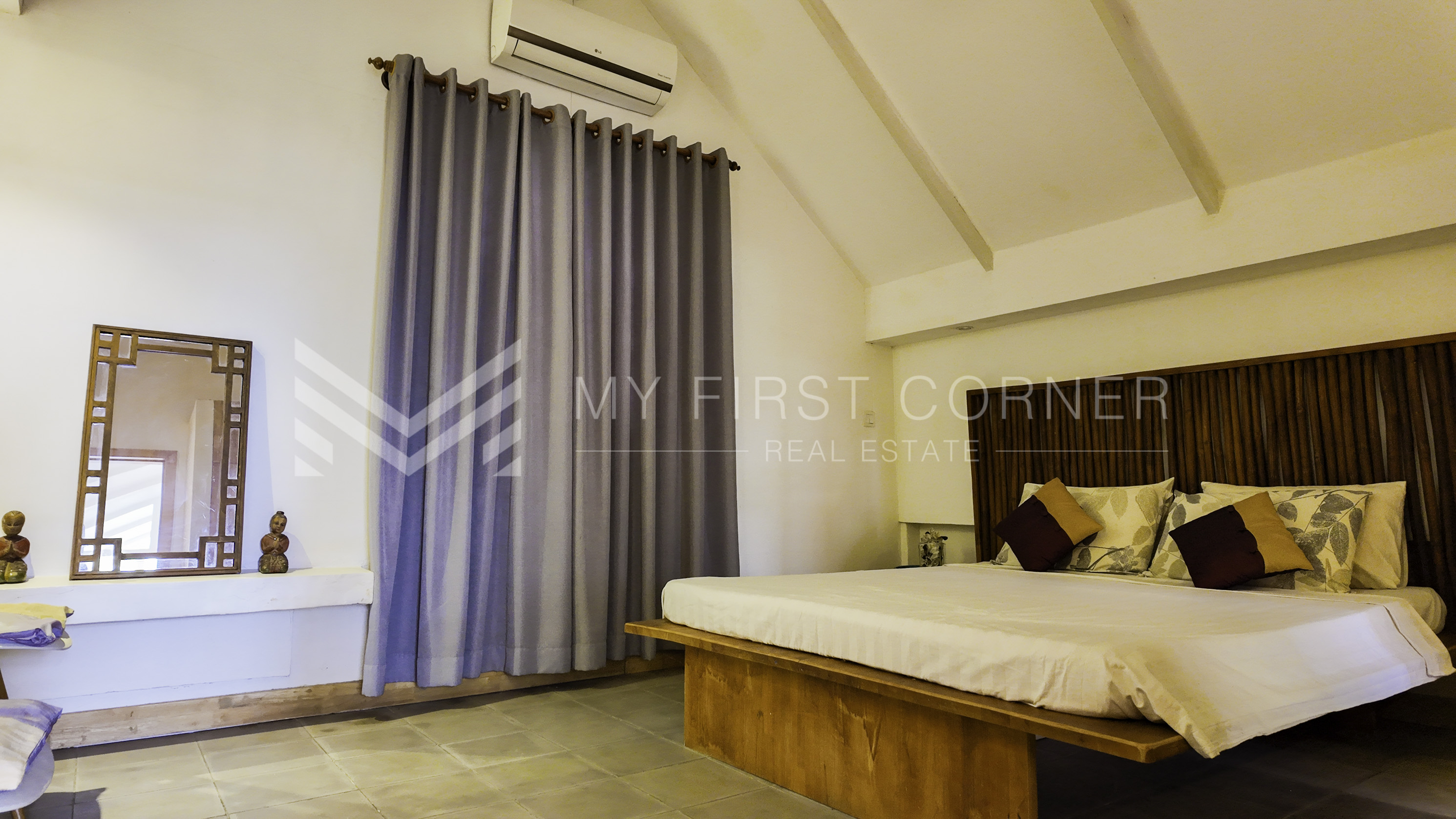 Renovated Duplex 2-bedroom For Sale in 7 Makara, view 6
