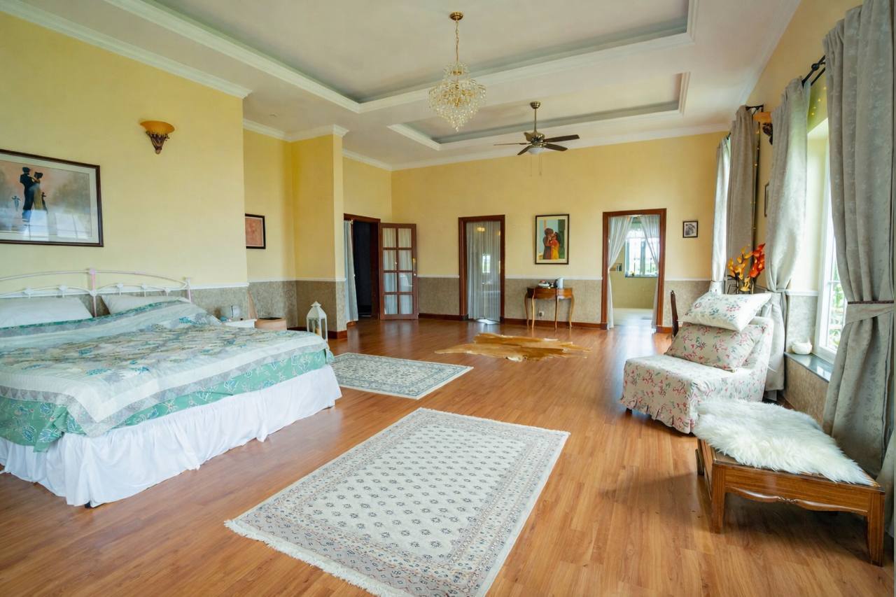 Modern 4BR Villa in Kien Svay For Sale, view 2