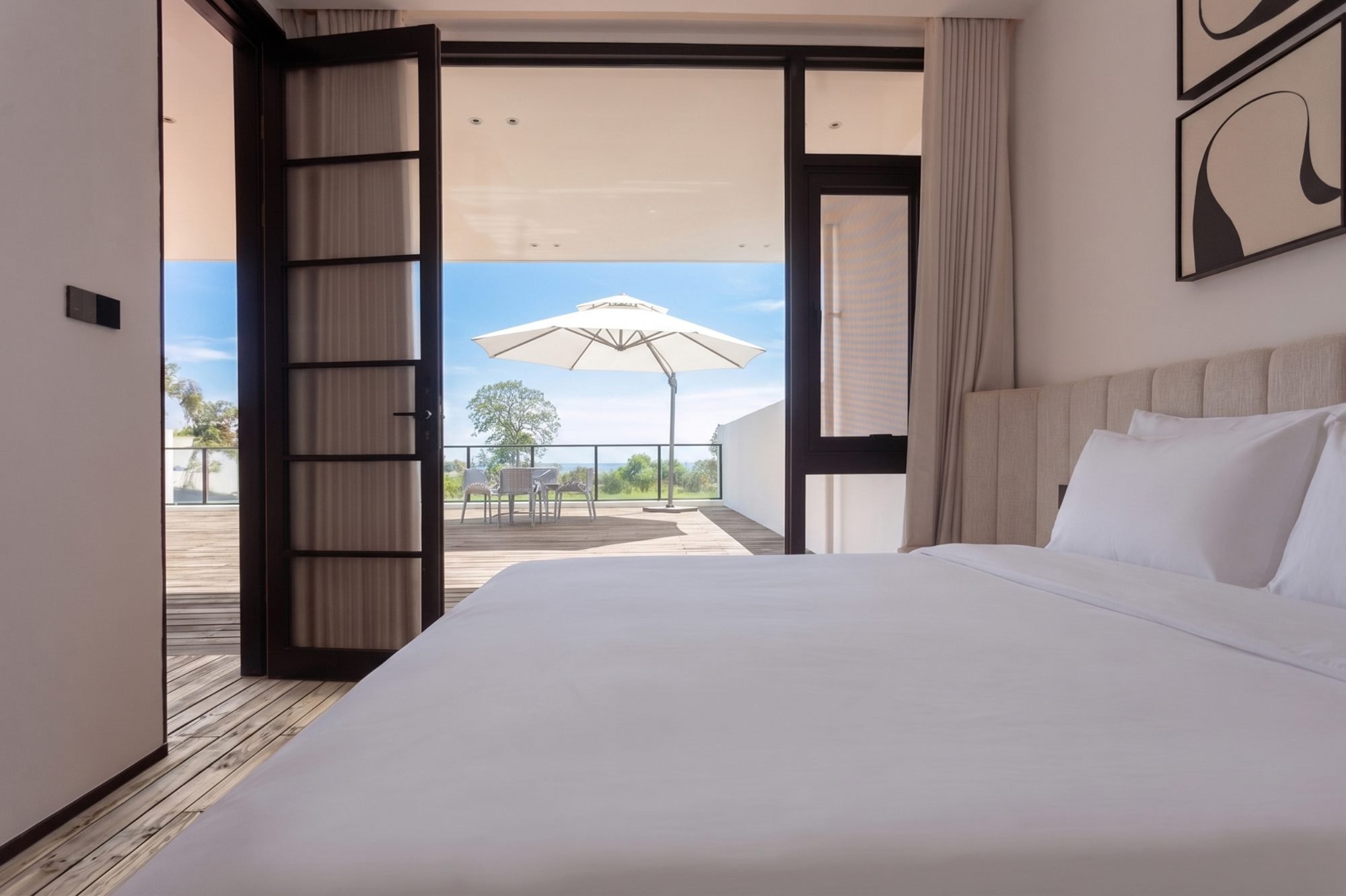 Ocean View King Room Villa in Koh Rong Sanloem, view 5