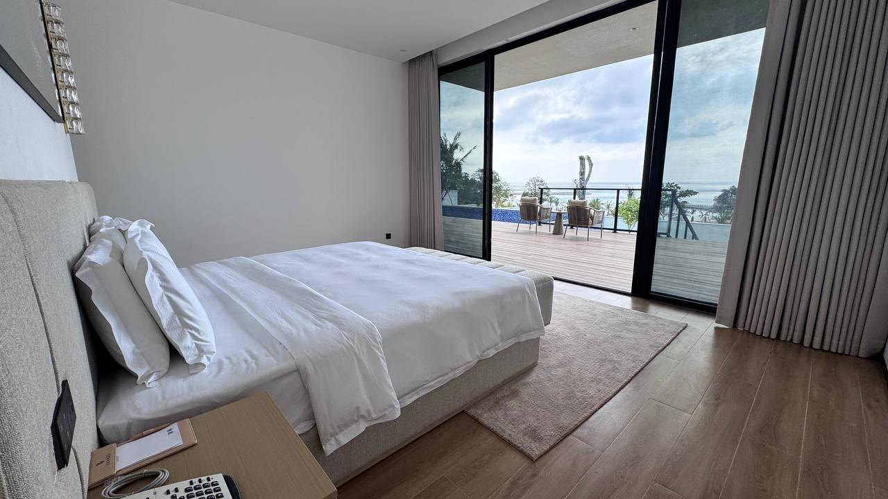 Ocean View Three-Bedroom Pool Villa, Preah Sihanouk