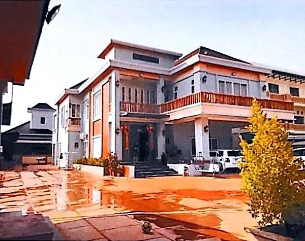 Land & Commercial Building in Krong Siem Reap, Siem Reap