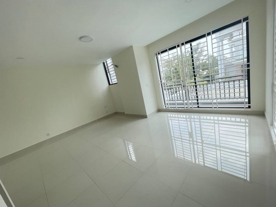 Adjoining Twin Villas on Hard Title, Boeung Snor, view 5