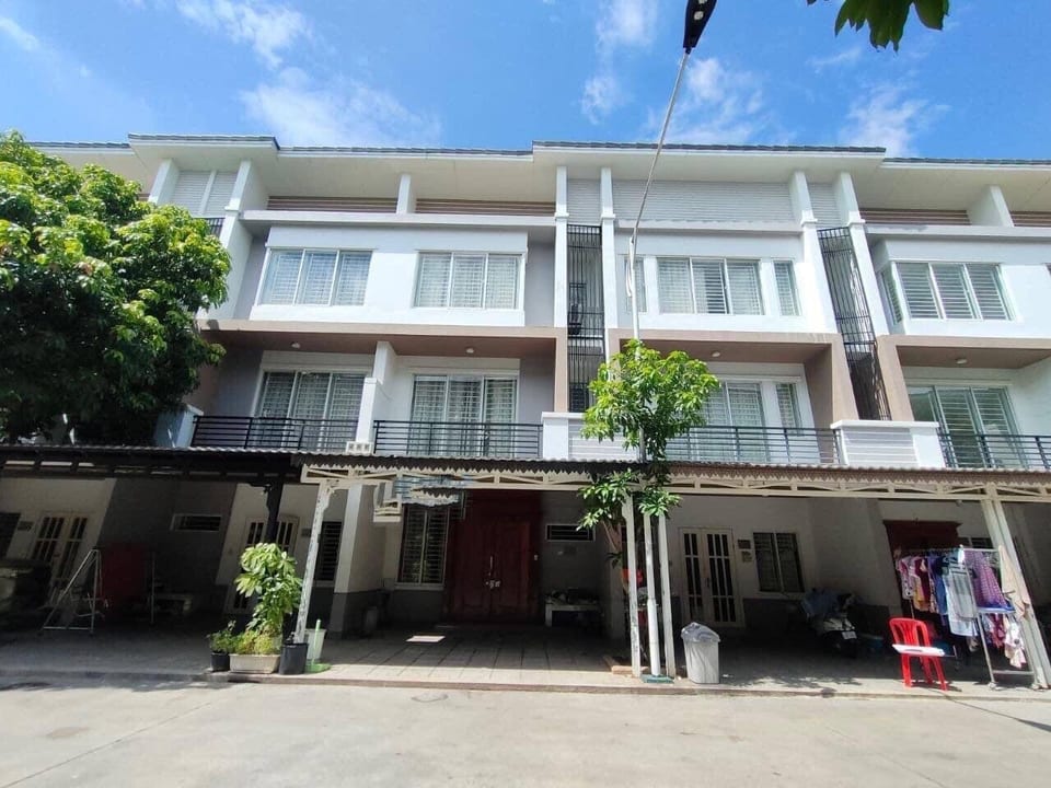 Affordable Three-Bedroom Link House, Boeung Snor, Chbar Ampov, 金边