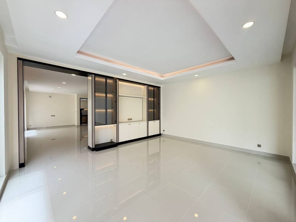 Brand-New Twin Villa In A Quiet Setting, Borey Peng Huot, view 2