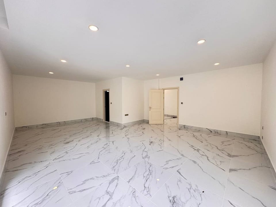 Completed Five-Bedroom Corner Villa on 462sqm in Boeung Snor, view 5