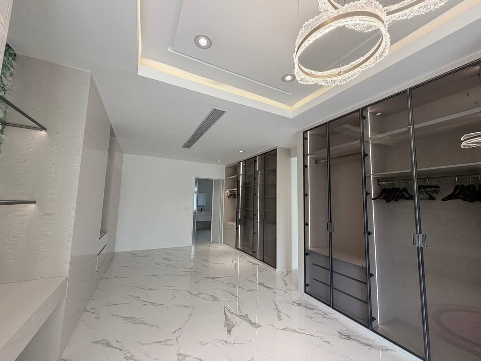 Corner Villa for Residence or Office, Boeung Snor, view 5