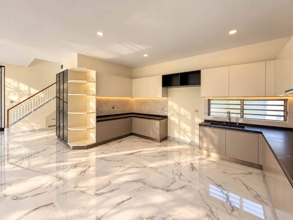 Detached Marble-Finished Villa on Main Road, Peng Huot, view 4