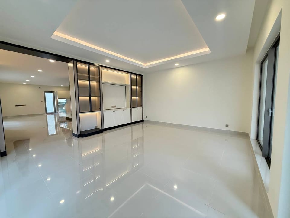 East-Facing Twin Villa with Rear Garden Space, Eco Poli 2, view 2
