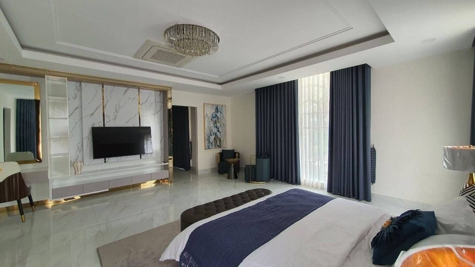 Five Bedroom Prince A Mansion, Boeung Snor, Fully Furnished, view 5