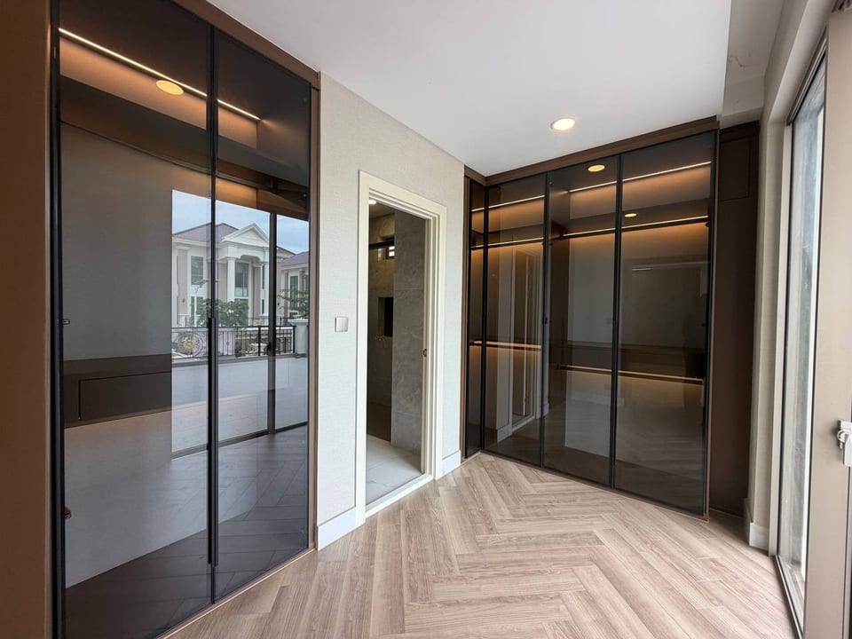 Five-bedroom Prince villa for sale in Eco Poli, Phnom Penh, view 5