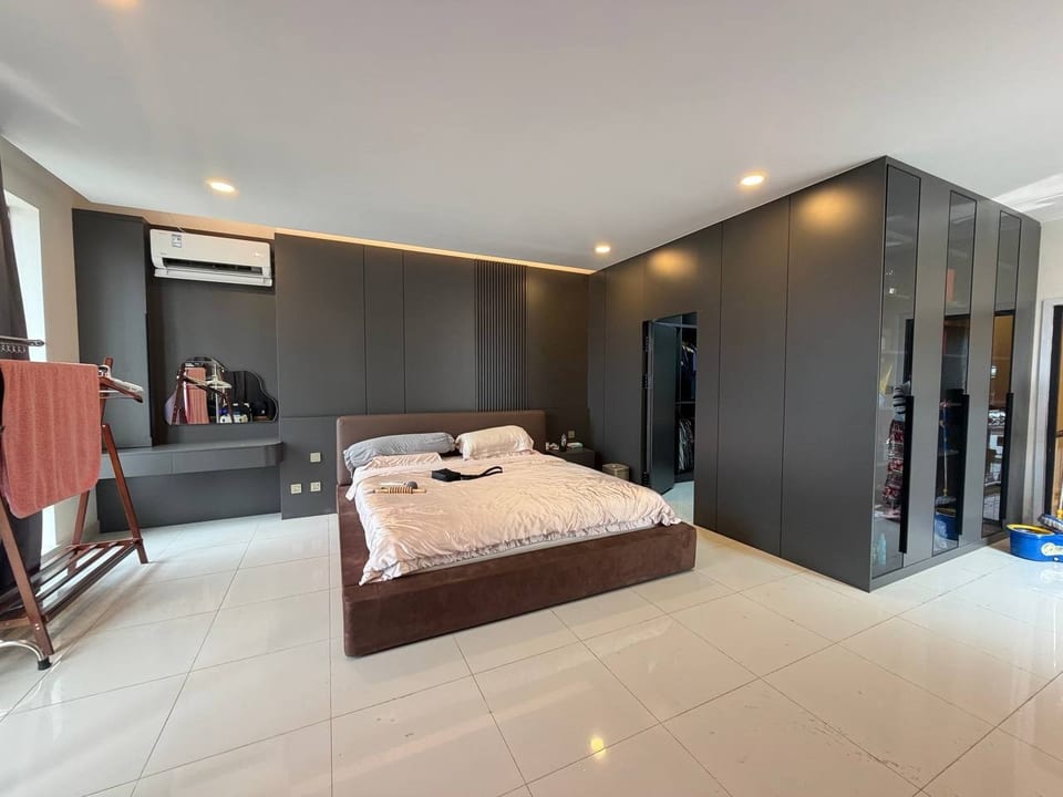 Four-Bedroom Jasmine Villa, Furnished, Borey Peng Huot, Chbar Ampov, Phnom Penh
