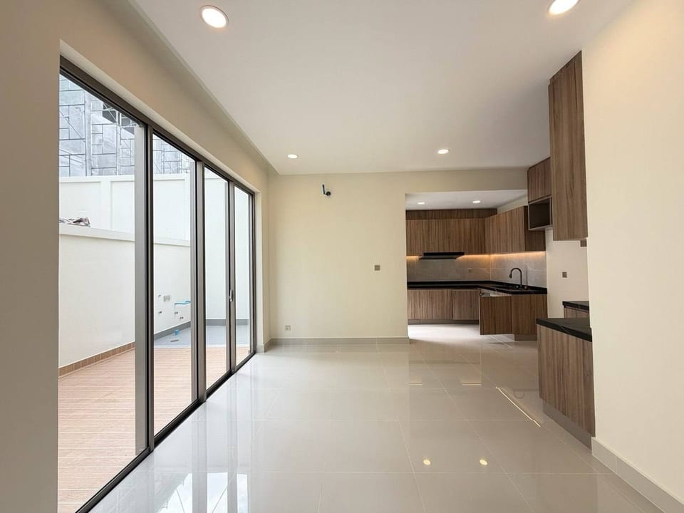 Four-Bedroom Modern Twin Villa, National Road 1, view 5