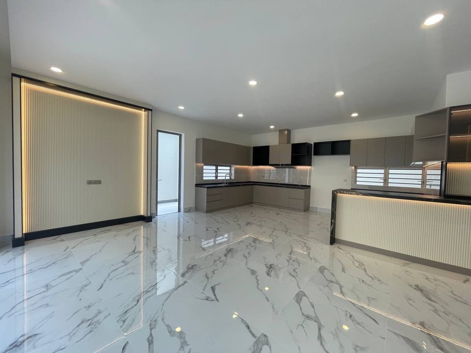 Four-Bedroom Princess Villa, Eco Poli, Borey Peng Huot, view 4