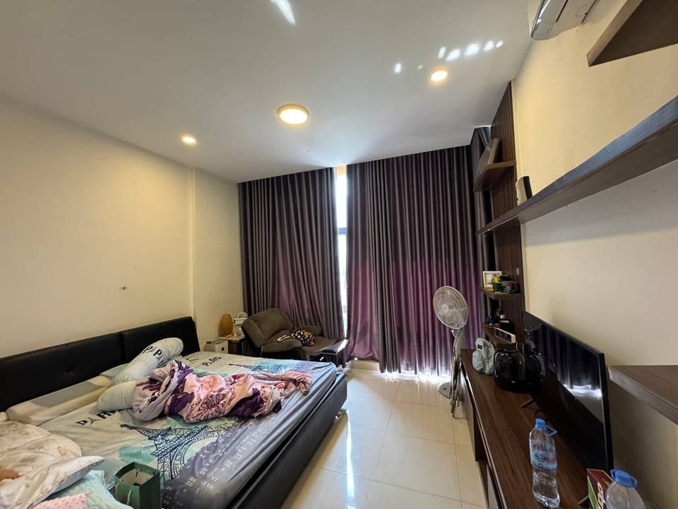 Four Bedroom Shophouse For Sale, Boeung Snor Borey, view 2