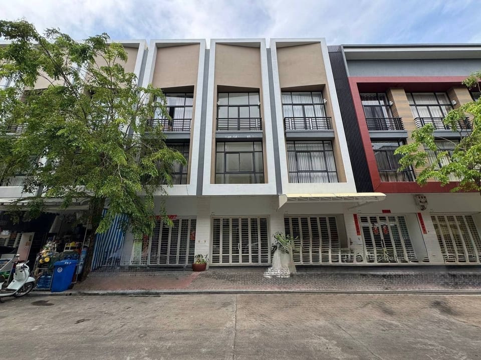 Four Bedroom Shophouse with Shopfront, Borey Peng Huot, Chbar Ampov, Phnom Penh