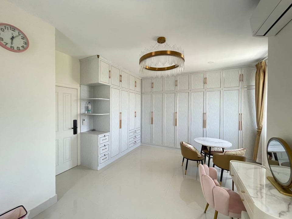 Furnished Boeung Snor villa with rooftop terrace, view 6