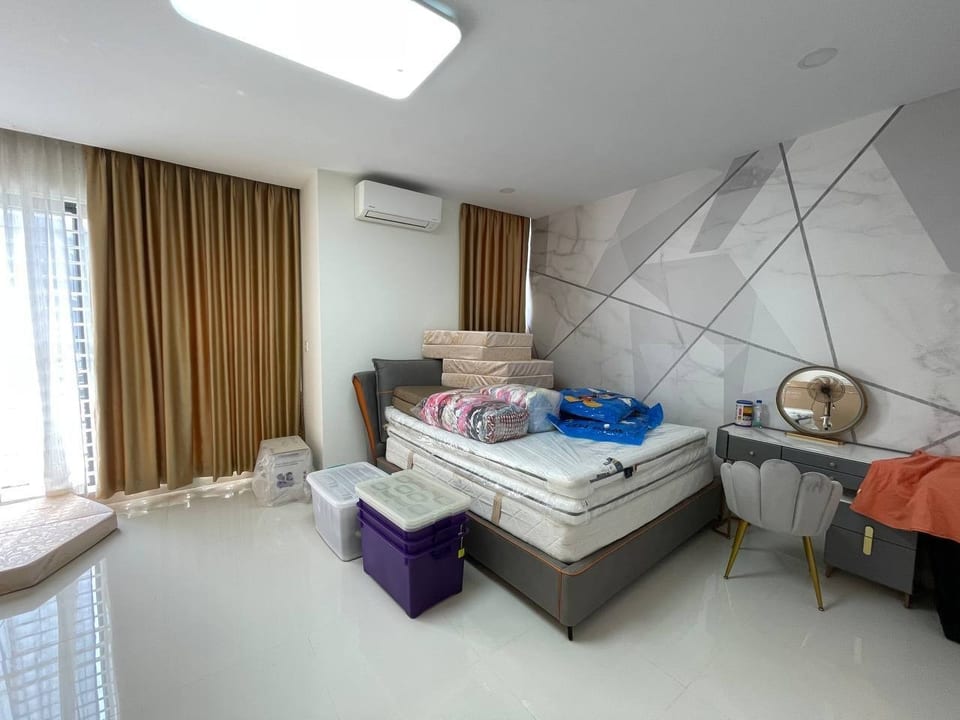 Furnished Boeung Snor villa with rooftop terrace, view 7