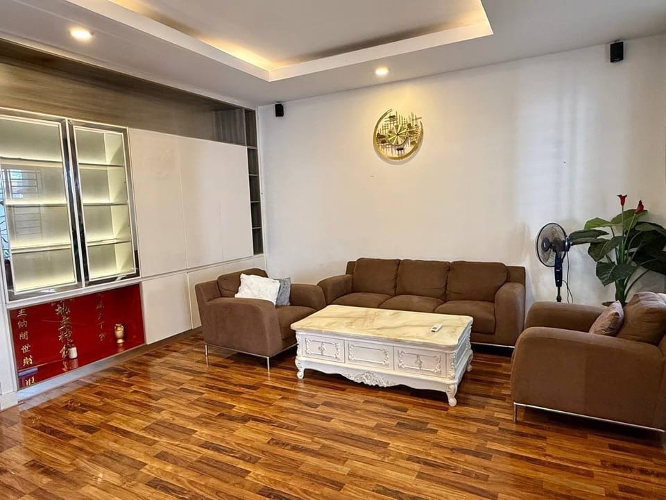 Furnished Four-Bedroom Twin Villa, East-Facing, in Boeung Snor, view 2