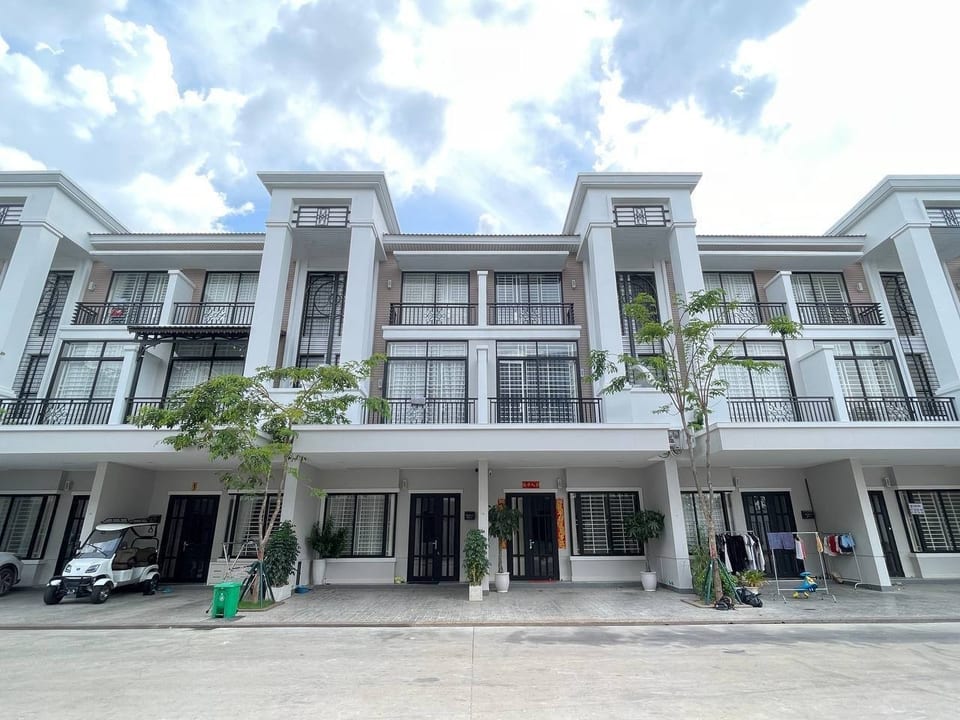 Furnished Junior Villa, Hard Title, Chbar Ampov, Chbar Ampov, Phnom Penh