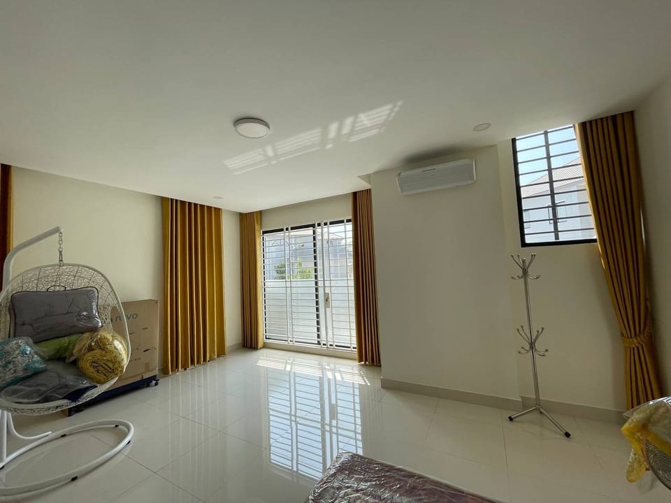 Furnished Roseville twin villa, hard title, Boeung Snor, view 5