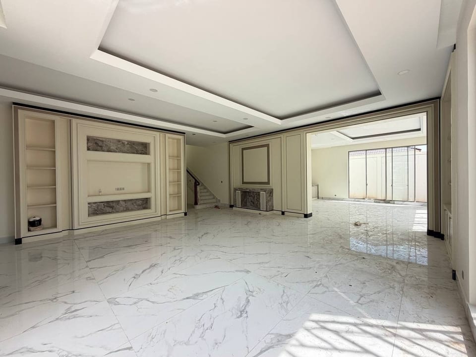 Grand corner villa, 820m plot, Eco Poli 1, Boeung Snor, view 2