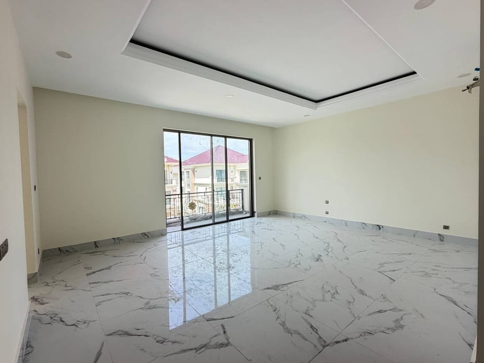 Grand corner villa, 820m plot, Eco Poli 1, Boeung Snor, view 5