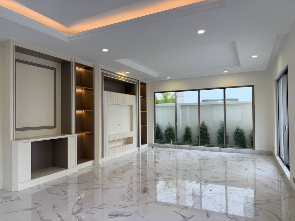 Hard-Title Shophouse for Sale, Boeung Snor Cluster, view 3