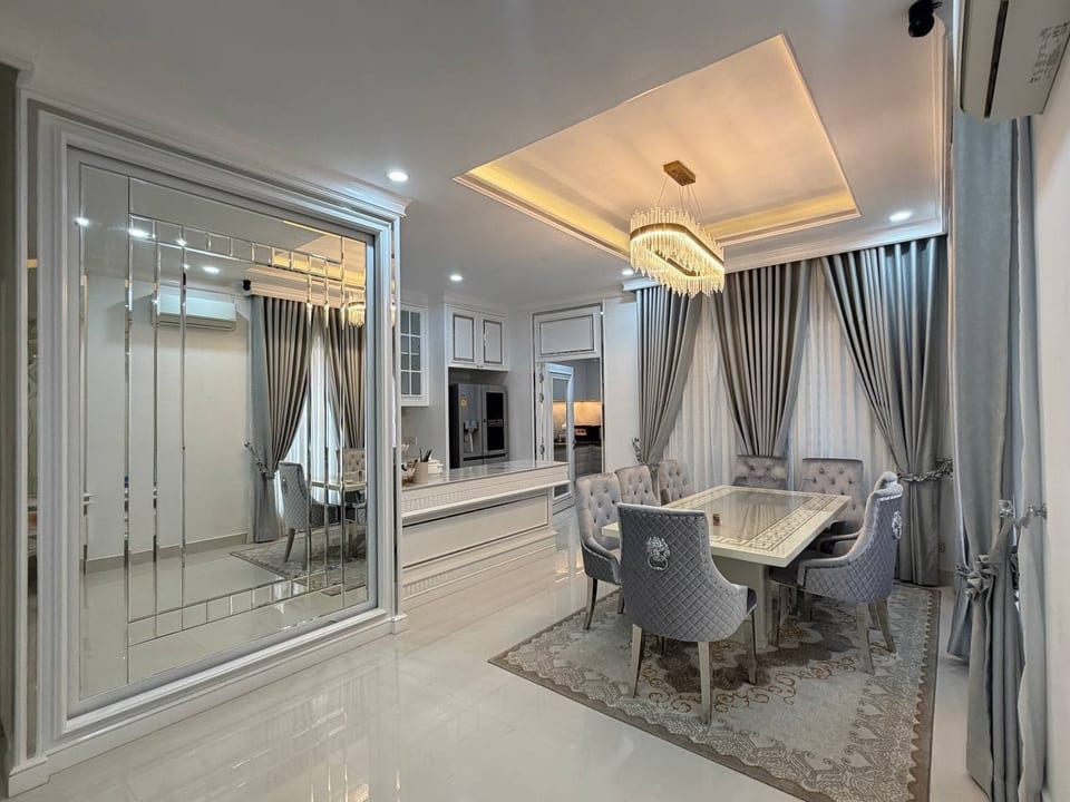 Move-in ready twin villa, Boeung Snor, National Road 1, view 4