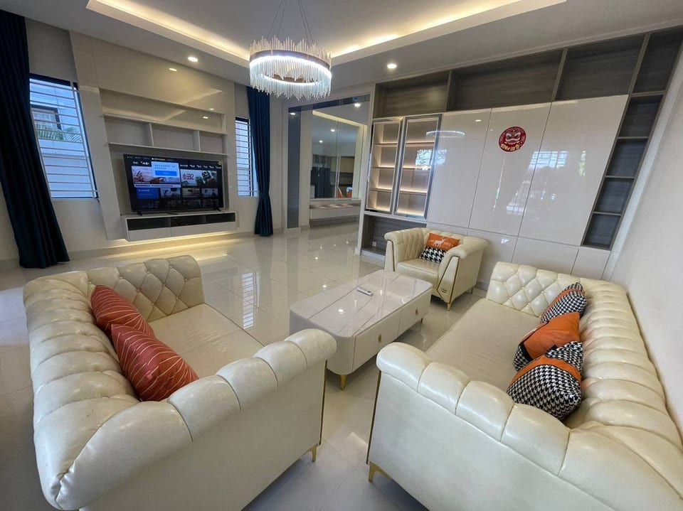 Move-In Ready Twin Villa, Hard Title, Boeung Snor, view 3