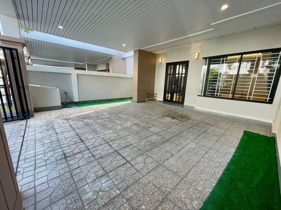 Move-In Ready Twin Villa, Hard Title, Boeung Snor, view 4