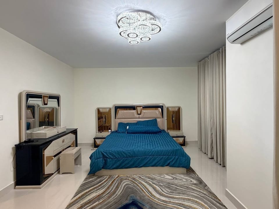 Move-In Ready Twin Villa in the Borey Peng Huot Community, view 8