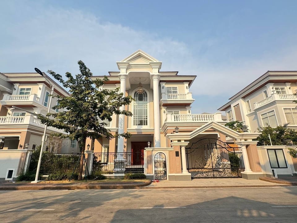 North Facing Queen Villa, Move In Ready, Borey Peng Huot, Chbar Ampov, Phnom Penh