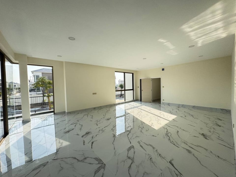 North-facing TA twin villa, marble interiors, Boeung Snor, view 5