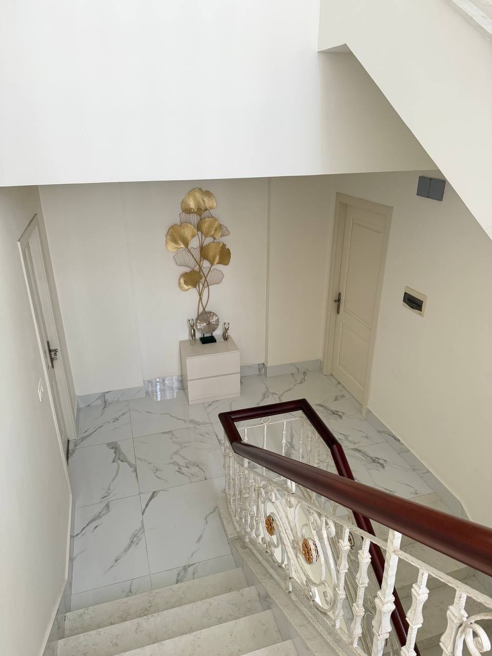 Six Bedroom Family Villa off National Road 1, Boeung Snor, view 2