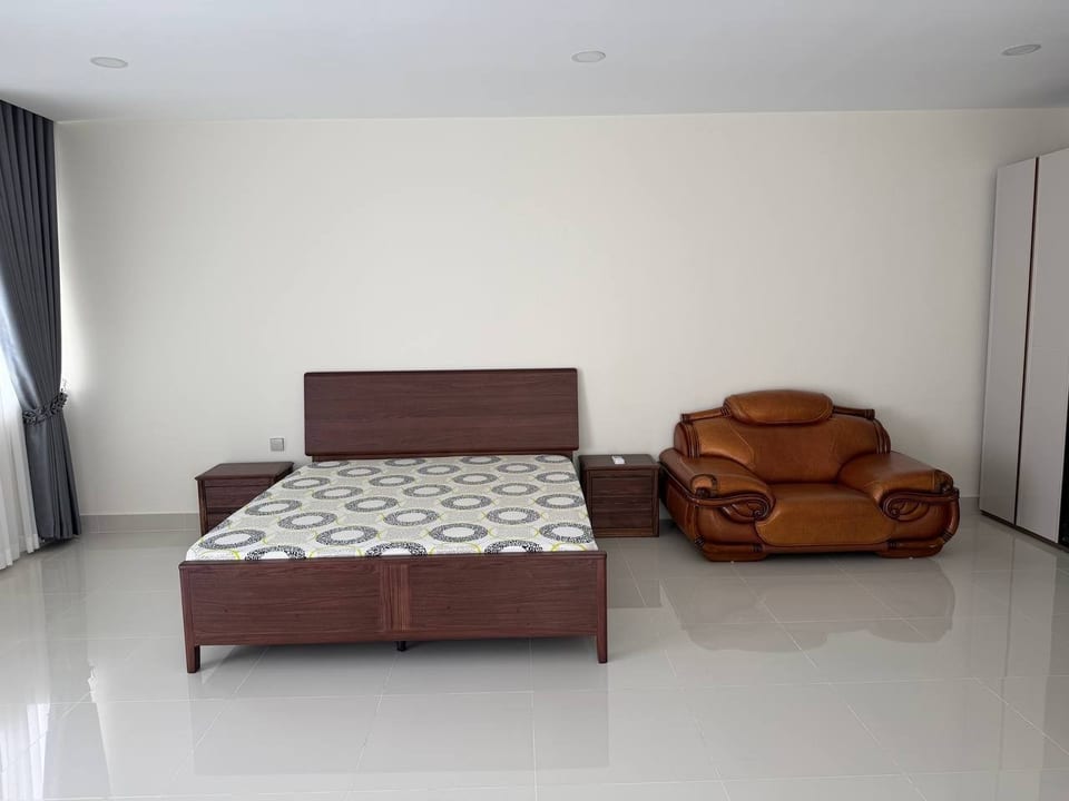 South-facing corner villa, Eco Poli 1, Borey Peng Huot, view 5