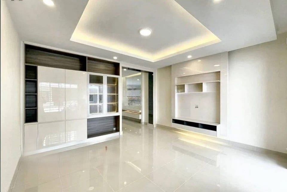 South-Facing Link Villa, Peng Huot Monireach, $145,000, Chbar Ampov, Phnom Penh