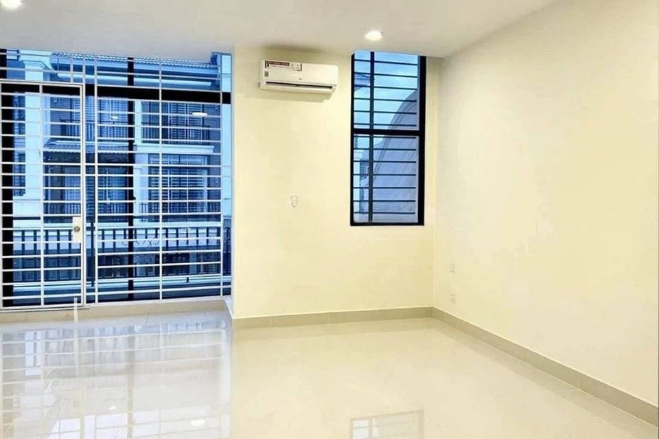 South-Facing Link Villa, Peng Huot Monireach, $145,000, view 4