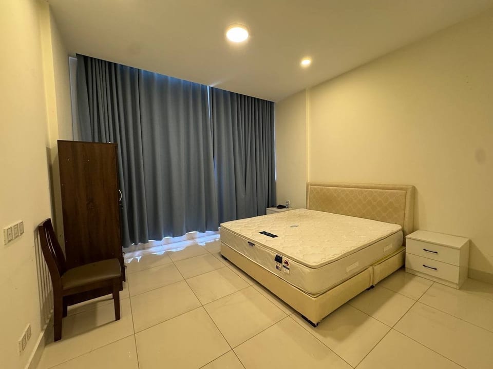 South-Facing Shophouse, Four Bedrooms, Borey Peng Huot, view 7