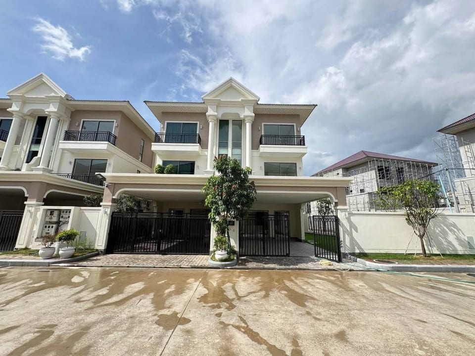 Spacious Corner Twin Villa in Borey Peng Huot, Eco Poli, Chbar Ampov, Phnom Penh