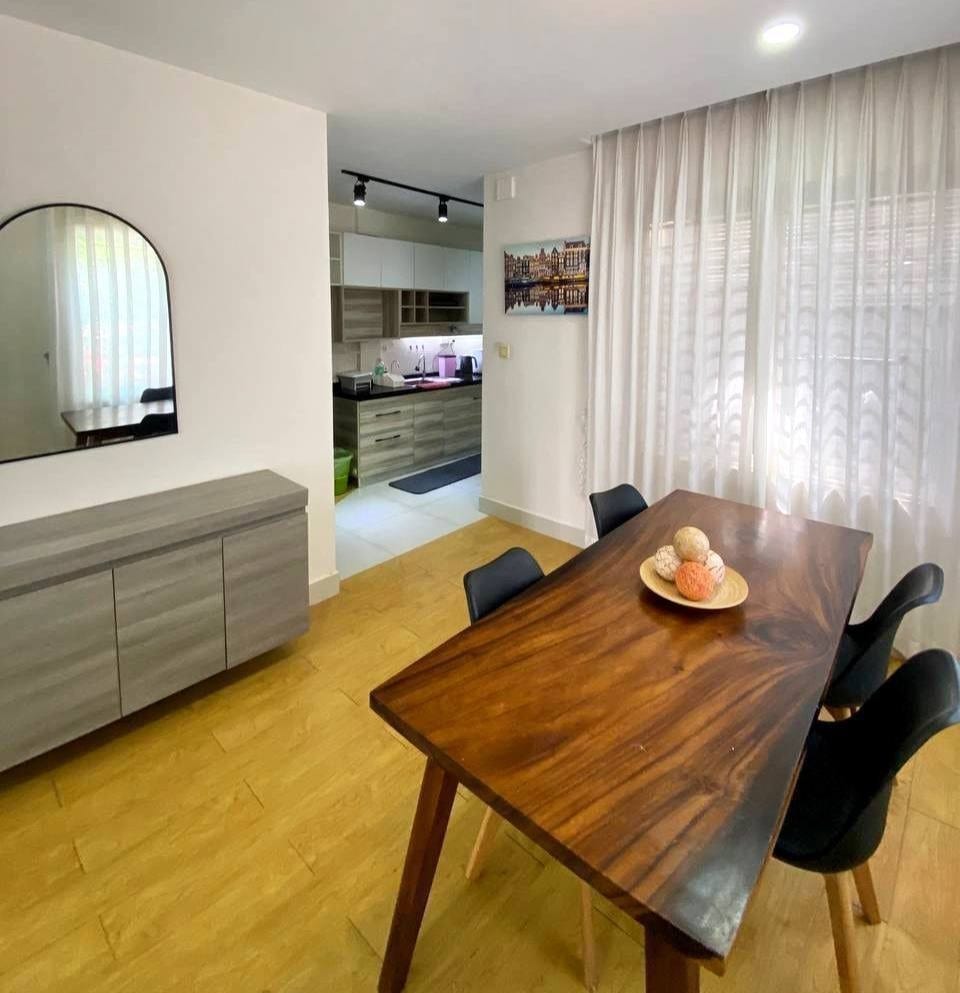 Three-Bedroom Corner Link Villa, Furnished, in Boeung Snor, view 8