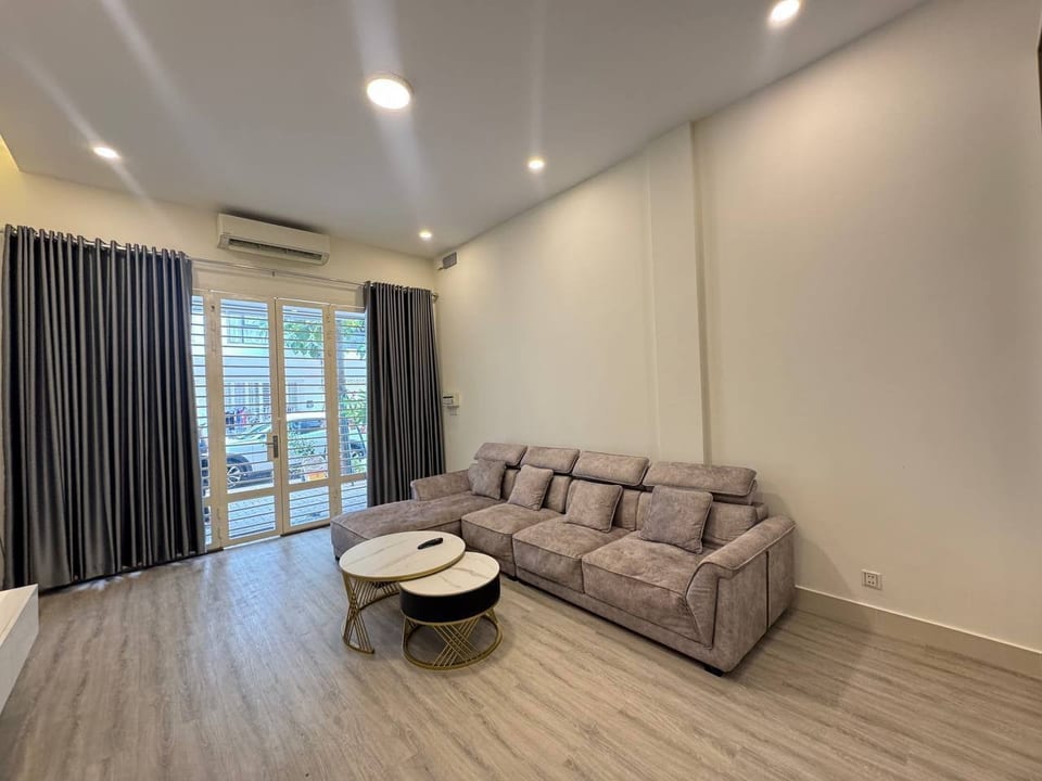 Turnkey Shophouse with Furniture, Eco Sunrise, view 2
